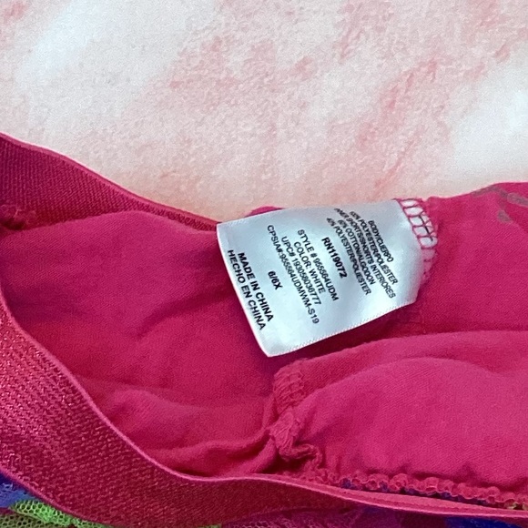 Shirt and skirt for sale not use much please Please please buy - Picture 4 of 5